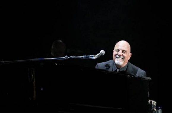 Billy Joel Wows At Sold-Out Charlotte, NC Show – Concert Review, Photos & Set List