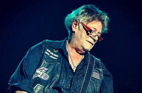 Paying Respects To Virtuoso Guitarist, Leslie West