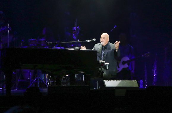 Billy Joel Plays Extra Songs At Philly Show To Reward Fans After Rain Delay